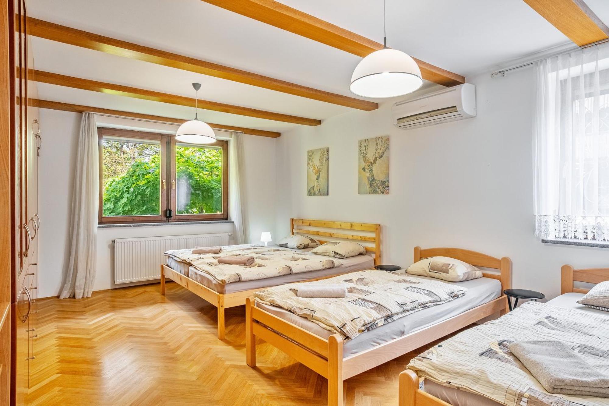 Resort Pod Orehi - Bled - Apartma & Glamping & Savna Extérieur photo