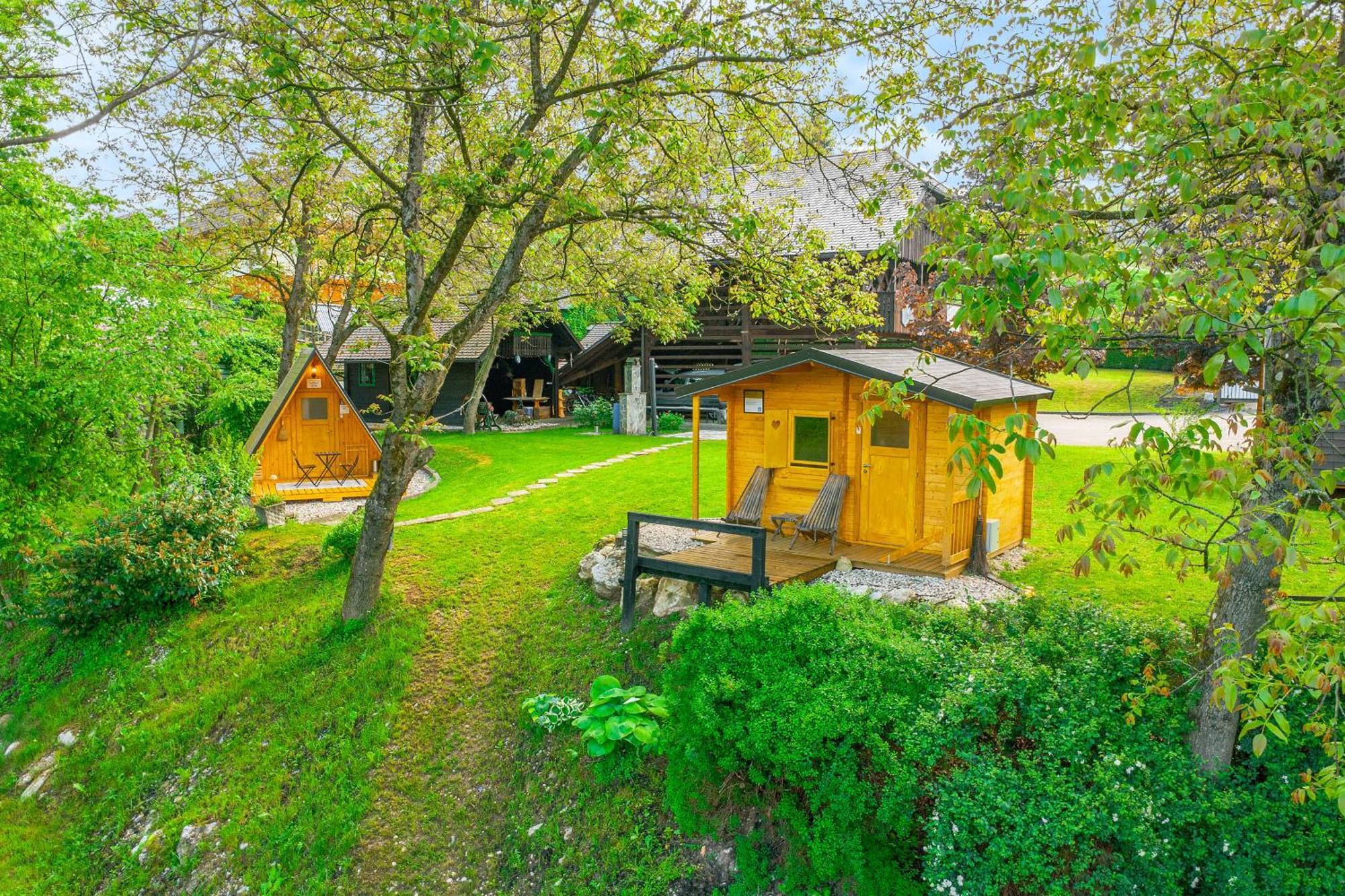 Resort Pod Orehi - Bled - Apartma & Glamping & Savna Extérieur photo